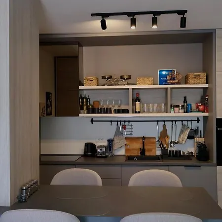 Mojca Apartman Póla