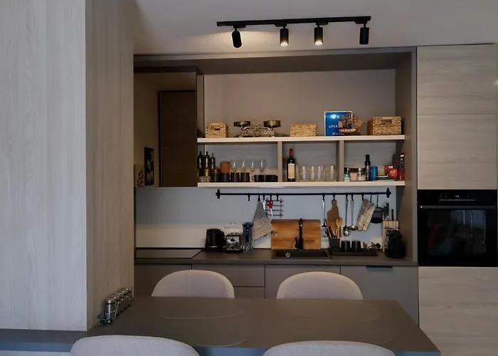 Mojca Apartman Póla